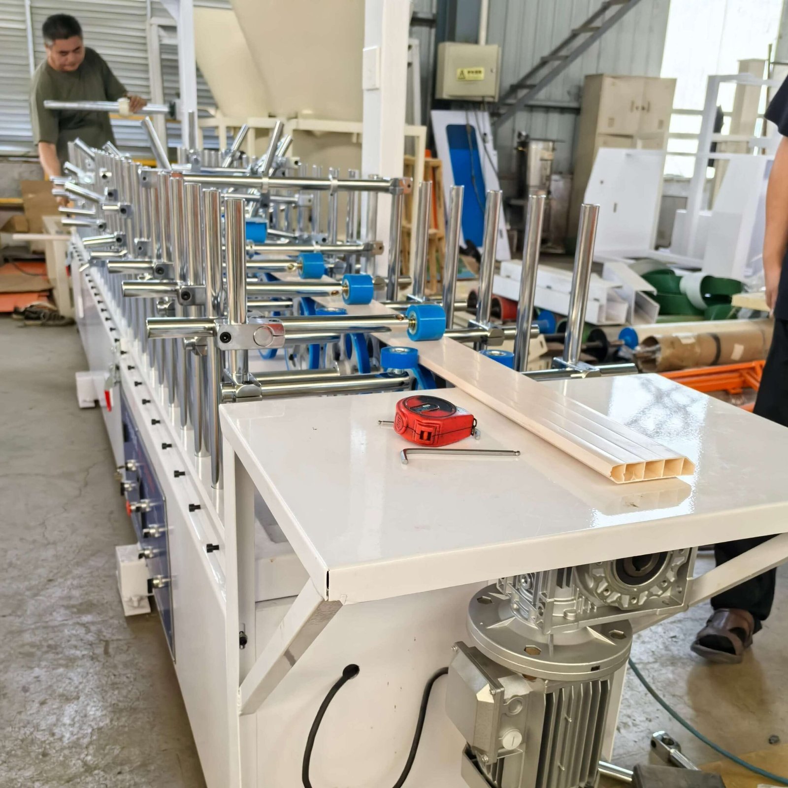 Cold glue new type 300 rolling coating machine - Image 2